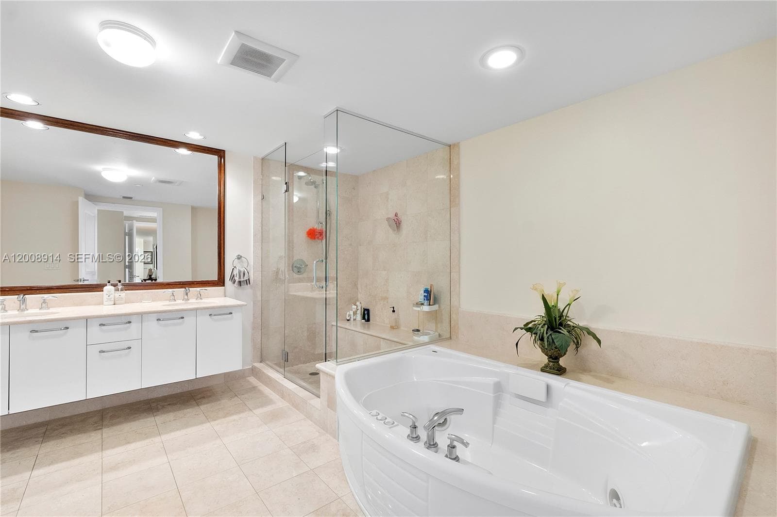 3101 Ocean Dr 2705 photo 24