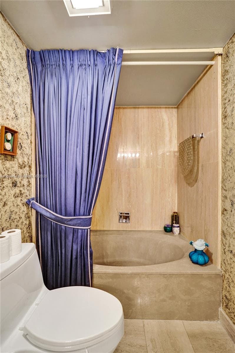 1201 Ocean Dr 1905N photo 17