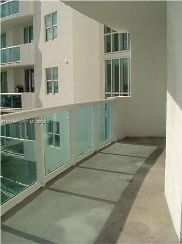 7900 Harbor Island Dr 817 photo 7