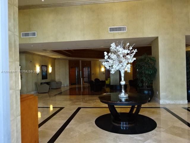 7900 Harbor Island Dr 817 photo 18