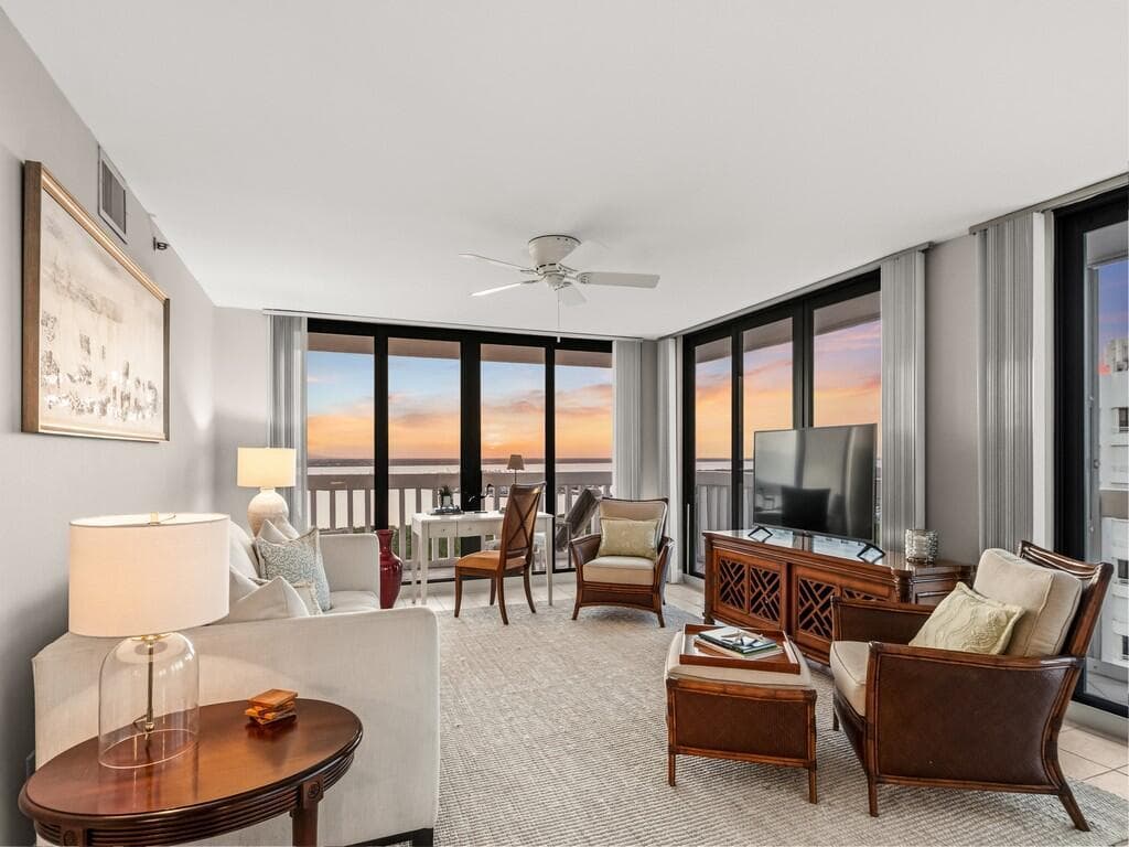 9960 S Ocean Drive 1905 photo 2