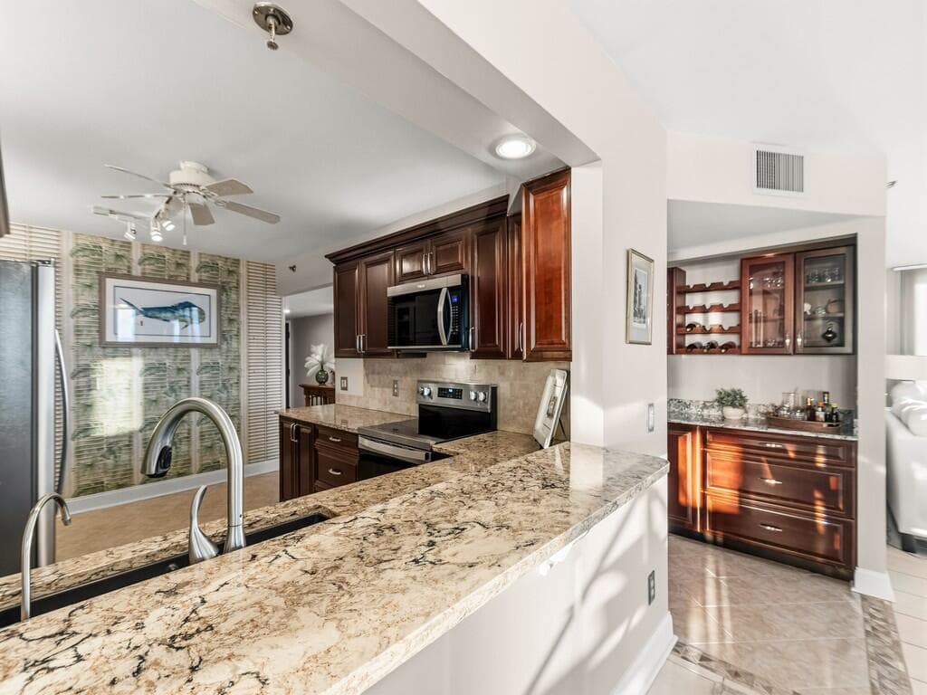 9960 S Ocean Drive 1905 photo 11