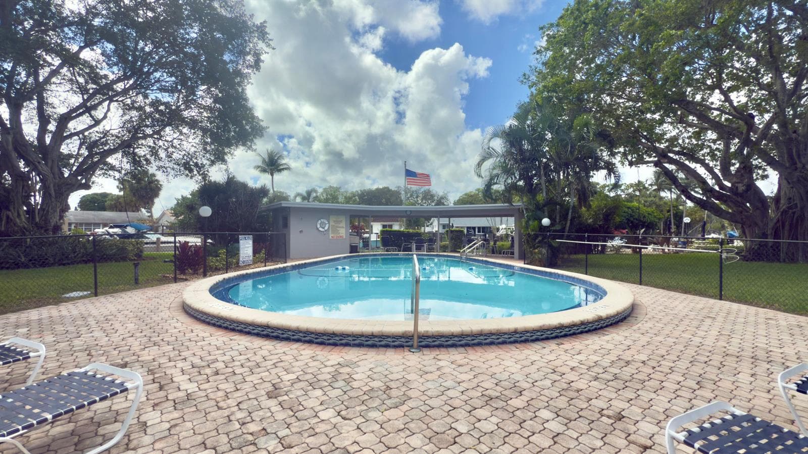 1200 SW 12th Street SW #305 5