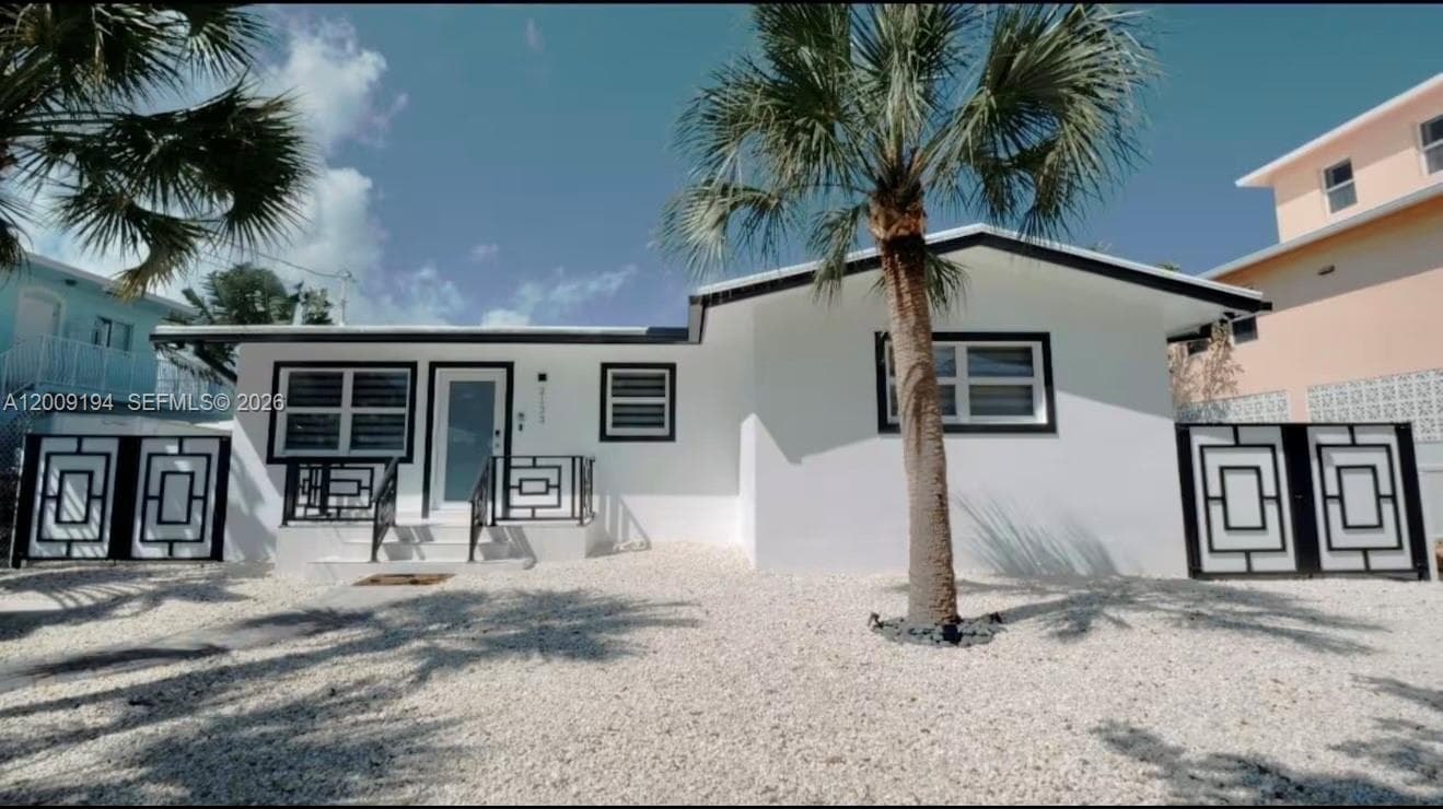 2133 Yellowtail Dr 1