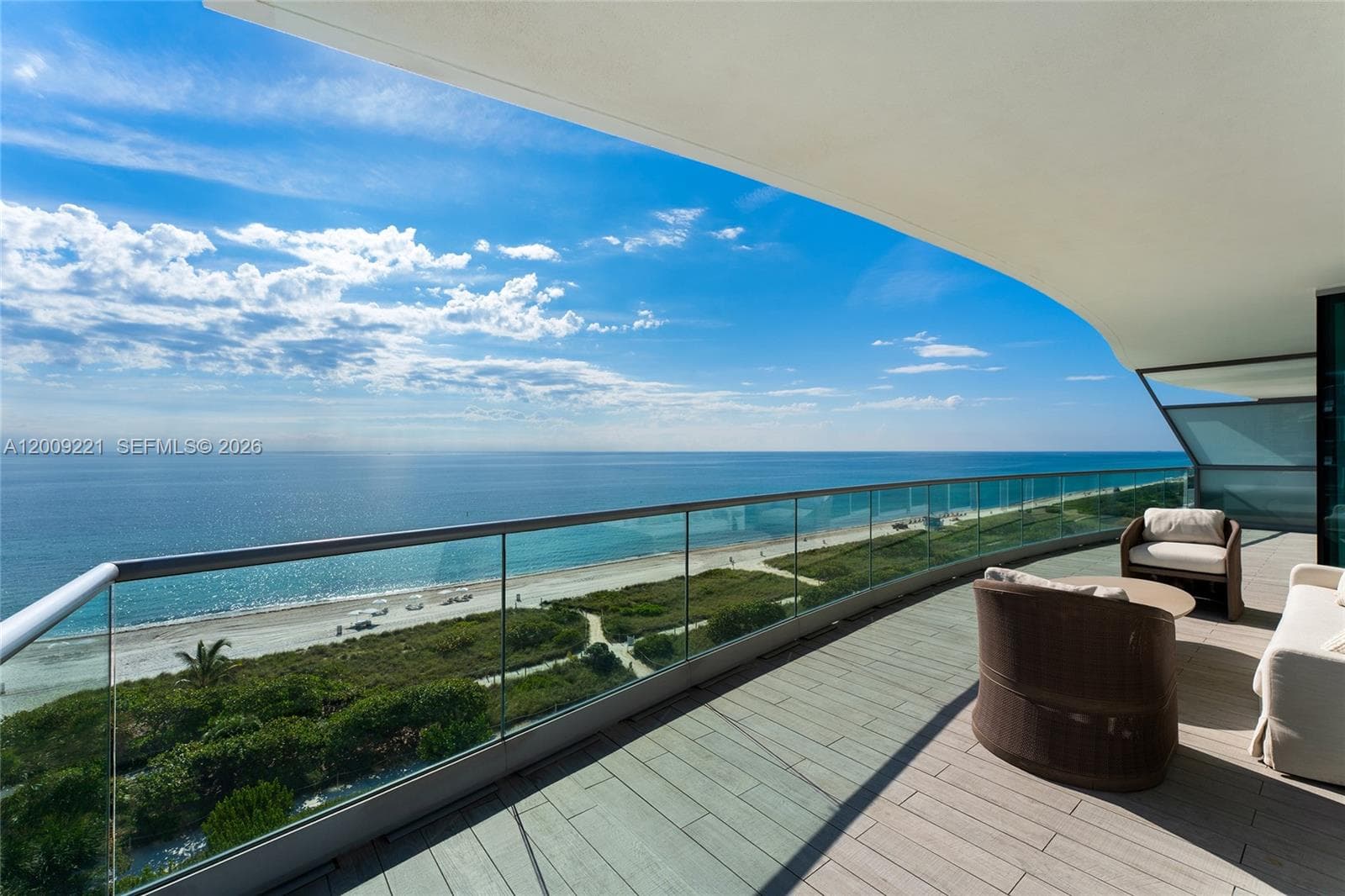 9349 Collins Ave 4