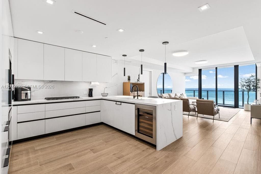 1116 Ocean Blvd 1