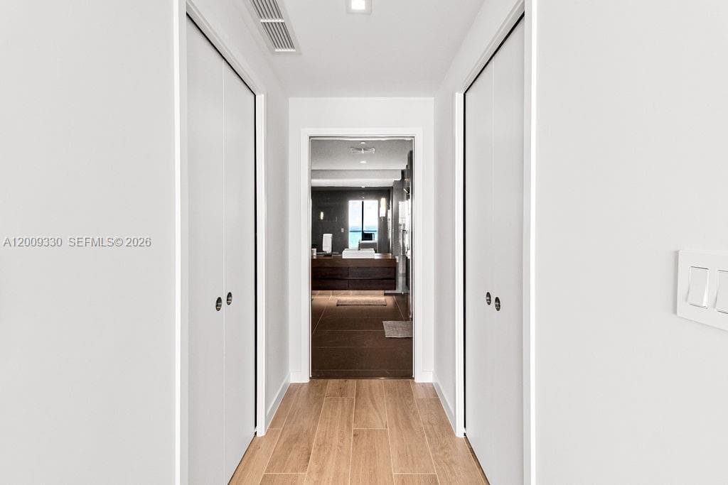 1116 Ocean Blvd 1205 photo 21