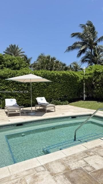 5875 Collins Ave 708 photo 21