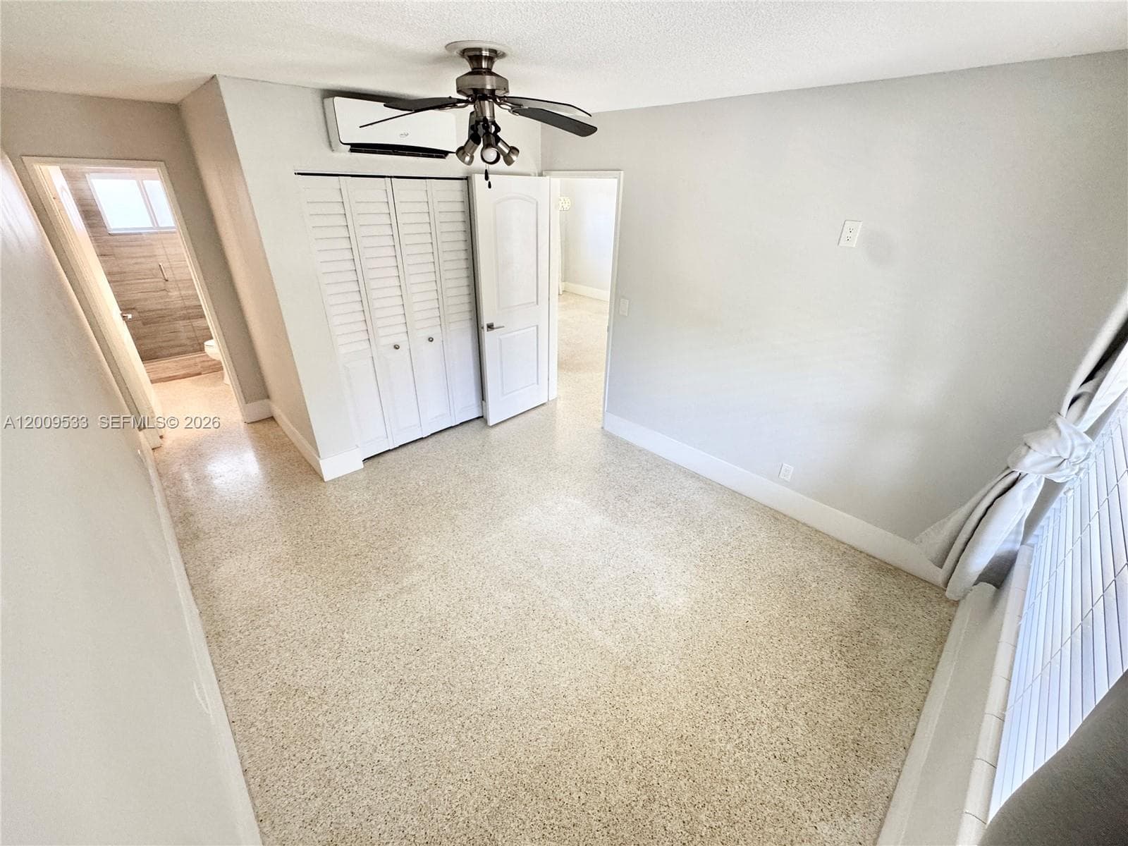 1601 SE 15 1B photo 9