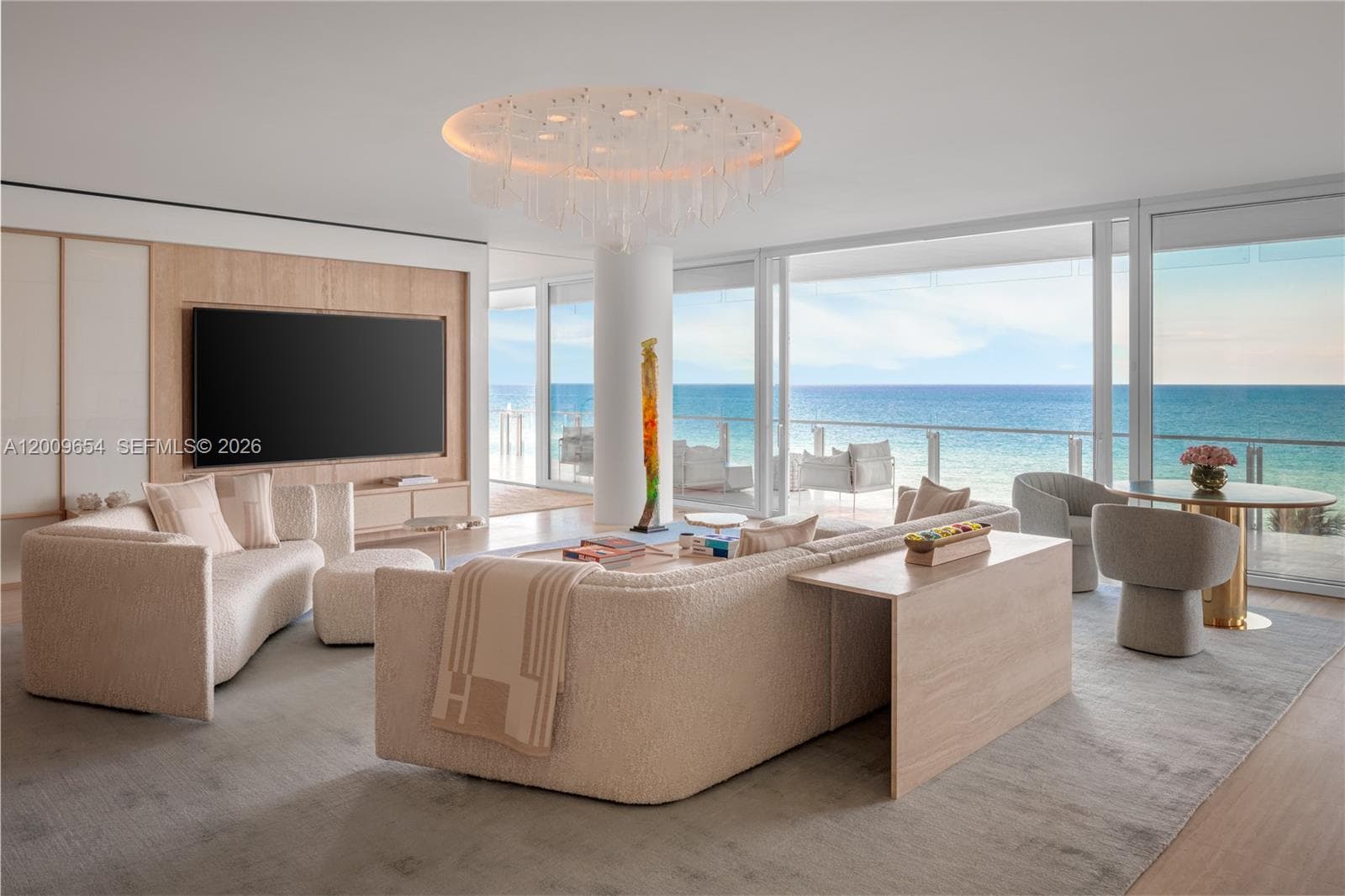 9111 Collins Ave 3