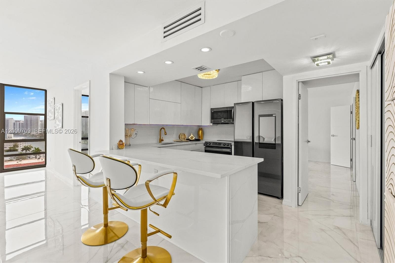 2017 Ocean Dr 1206 photo 6
