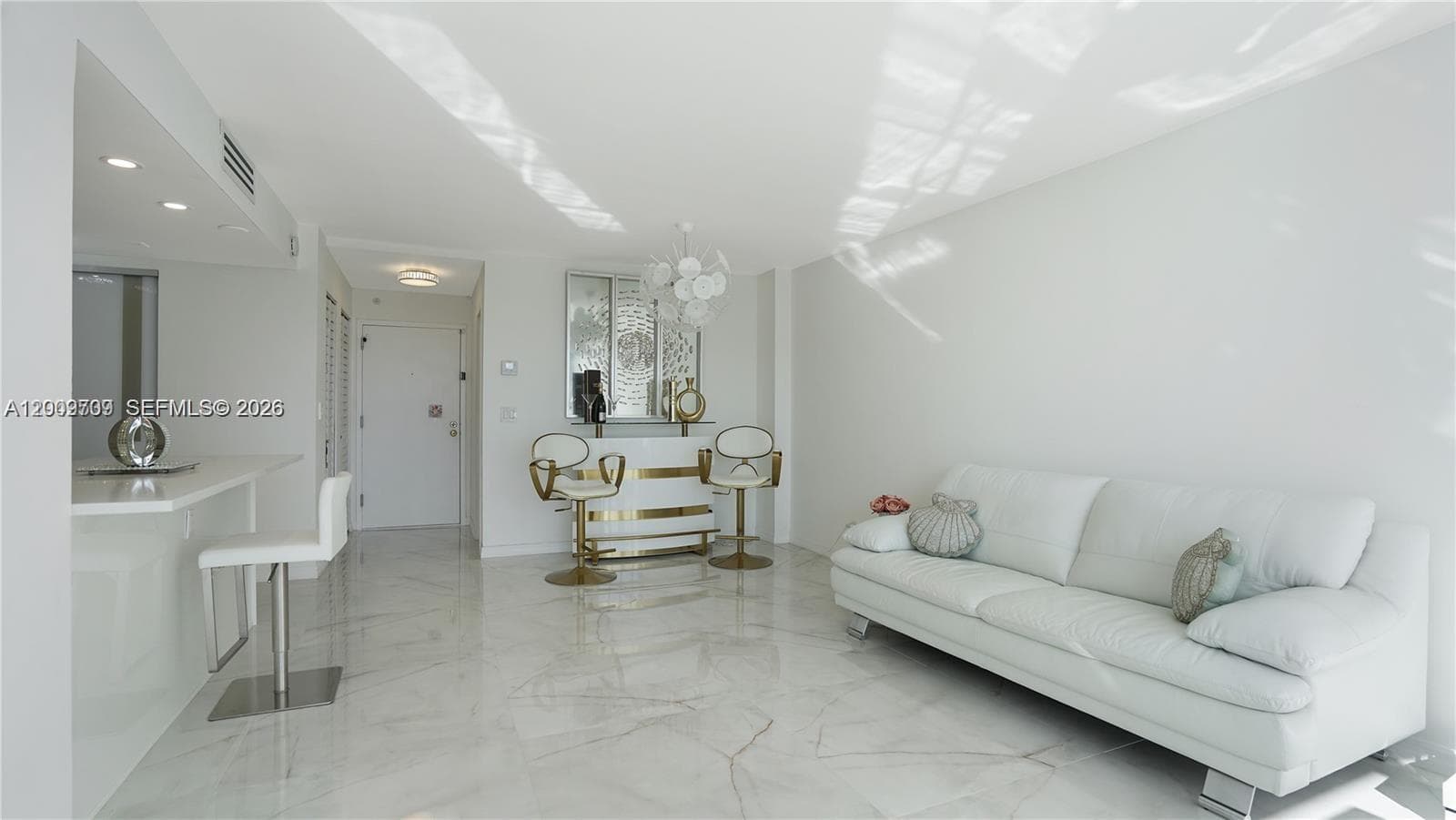 2017 Ocean Dr 1206 photo 9
