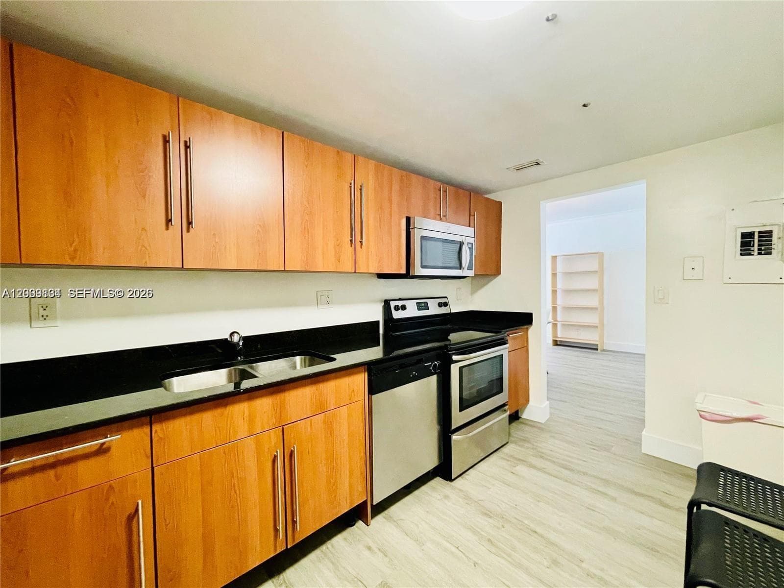 3001 S Ocean Dr 101 photo 7