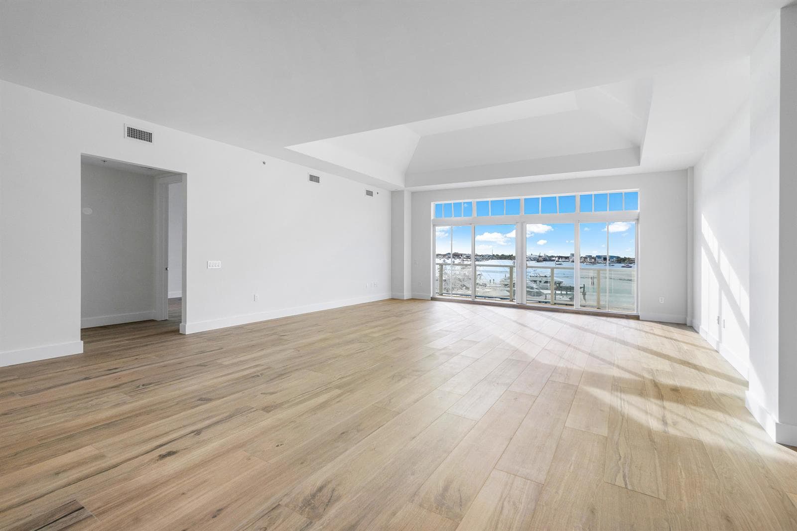180 Lake Drive #2-302 5