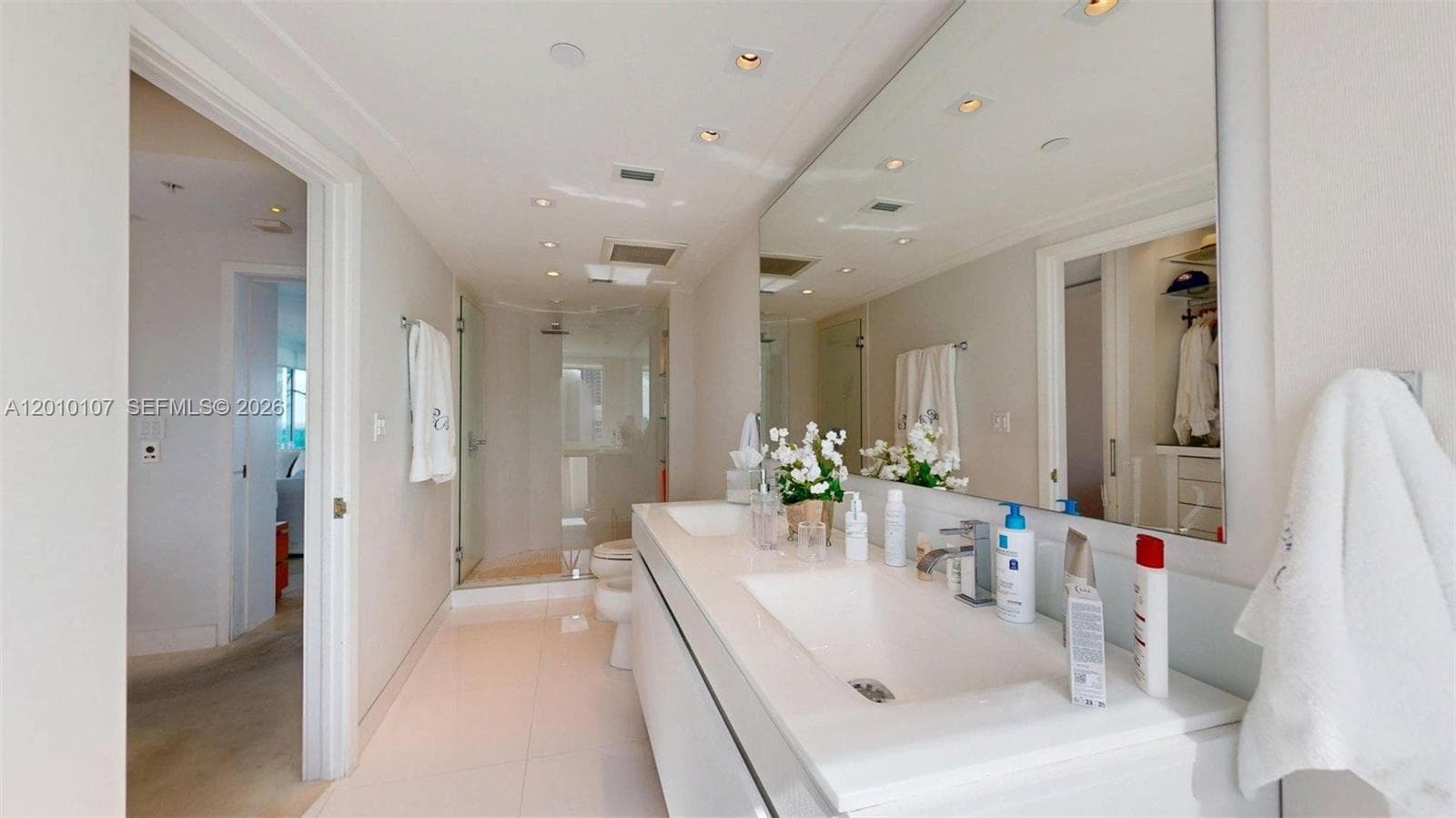 5025 Collins Ave 2206 photo 18
