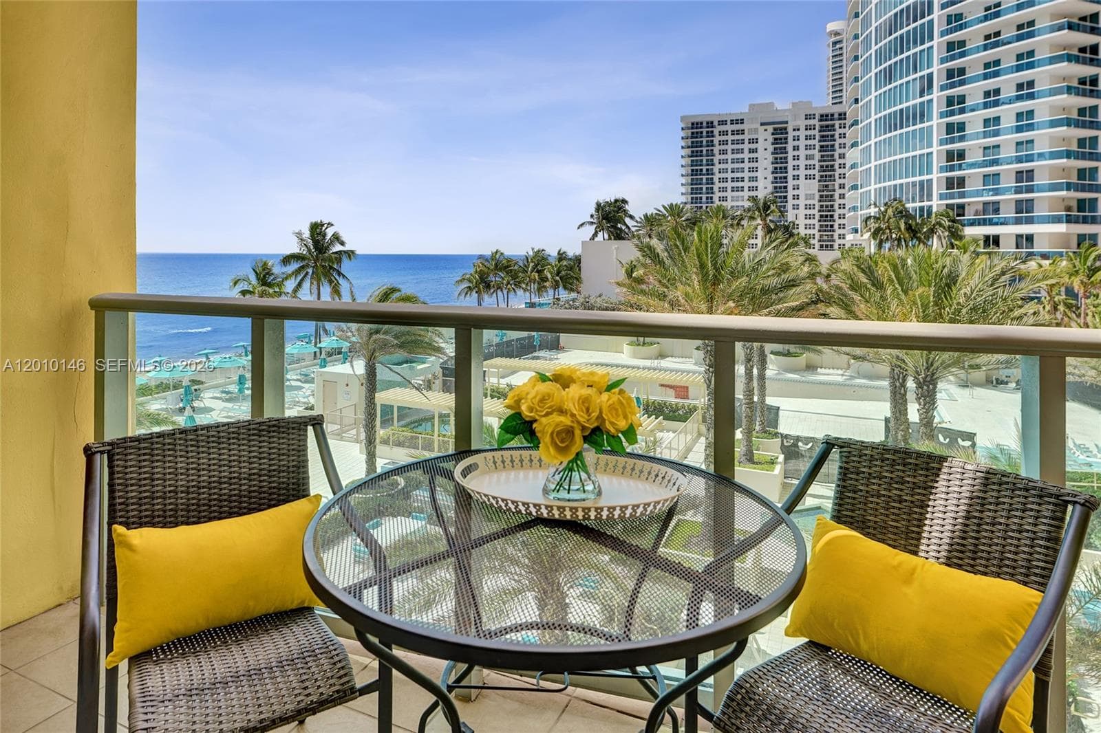 2501 S Ocean Dr 414 photo 2