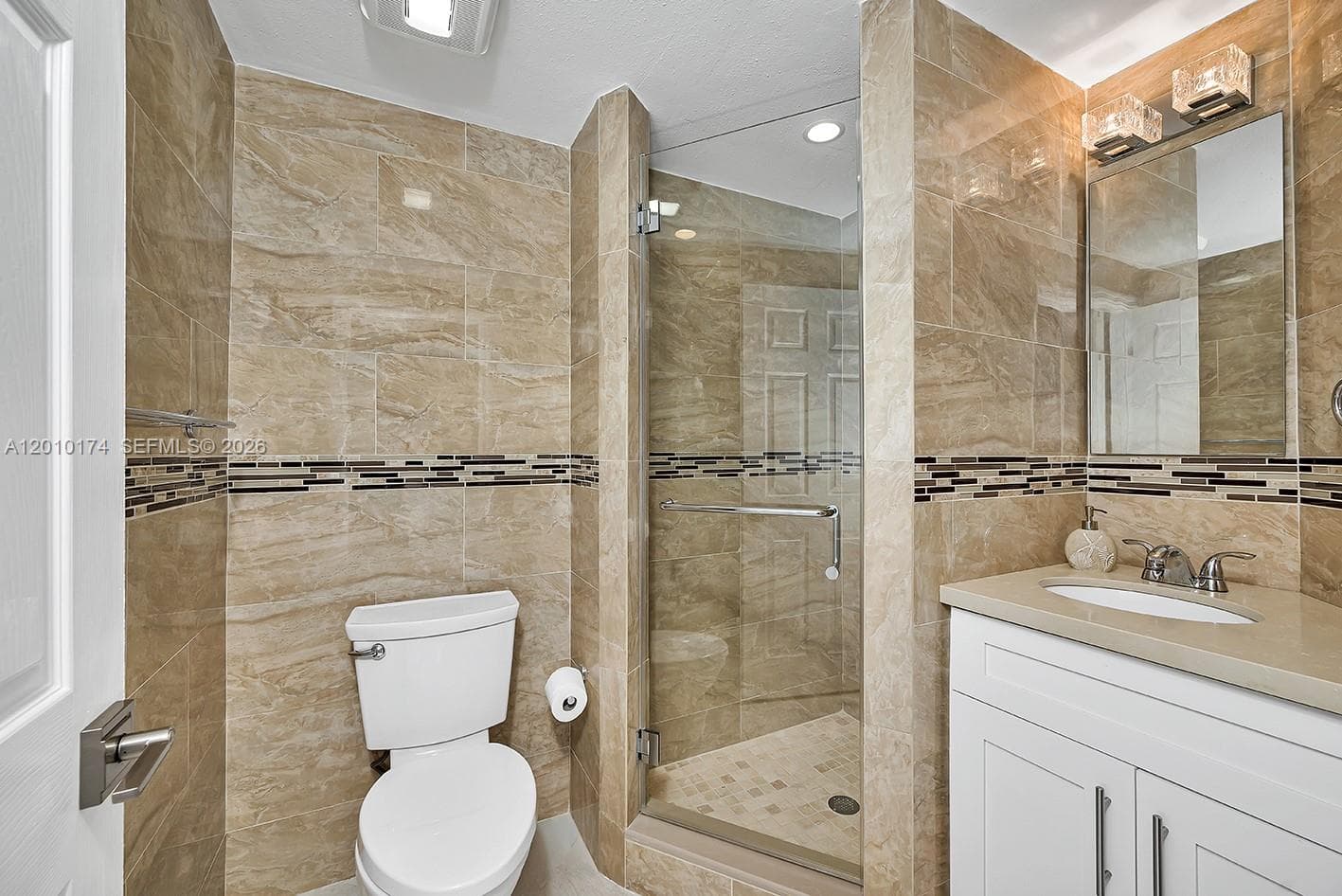 112 N Bounty Ln photo 23