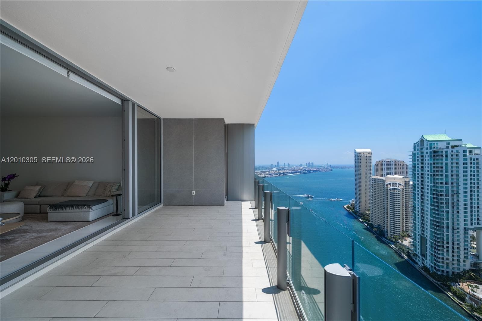 300 Biscayne Boulevard Way 5