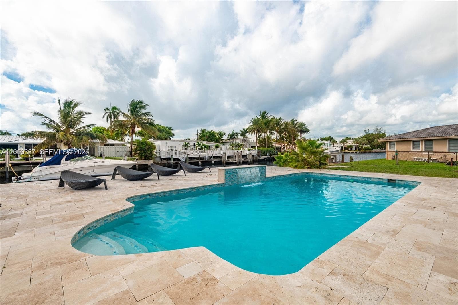 1912 Ocean Mist Dr photo 9