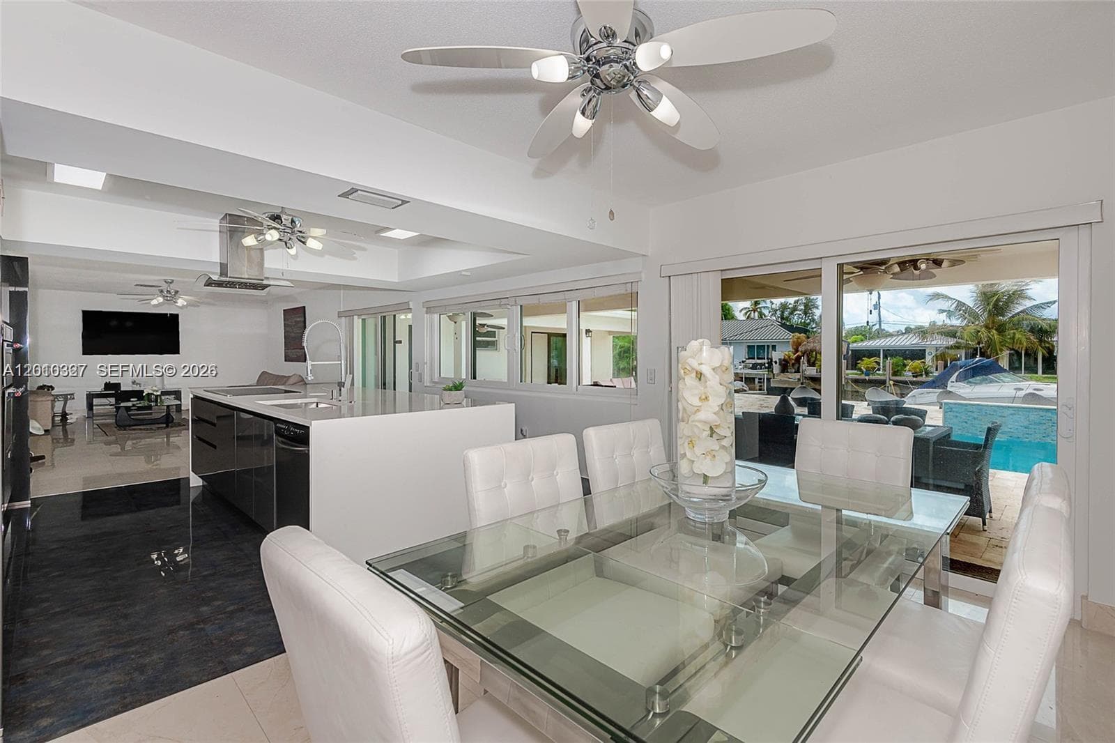 1912 Ocean Mist Dr photo 18