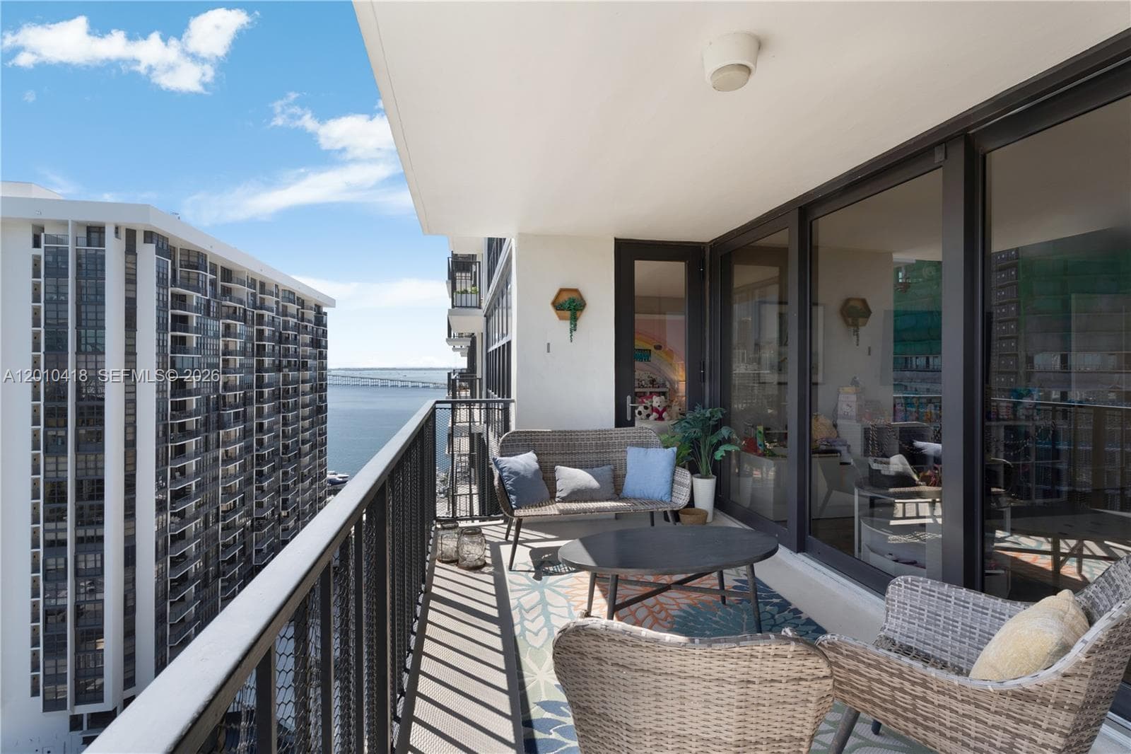 1901 Brickell Ave B1809 photo 3