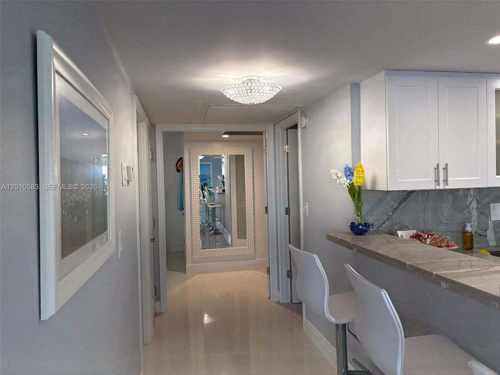 2030 Ocean Dr 1812 photo 10
