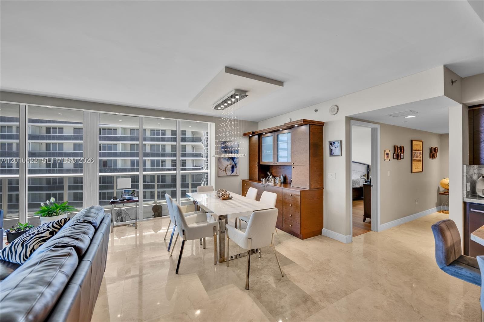 1800 Ocean Dr 2205 photo 6