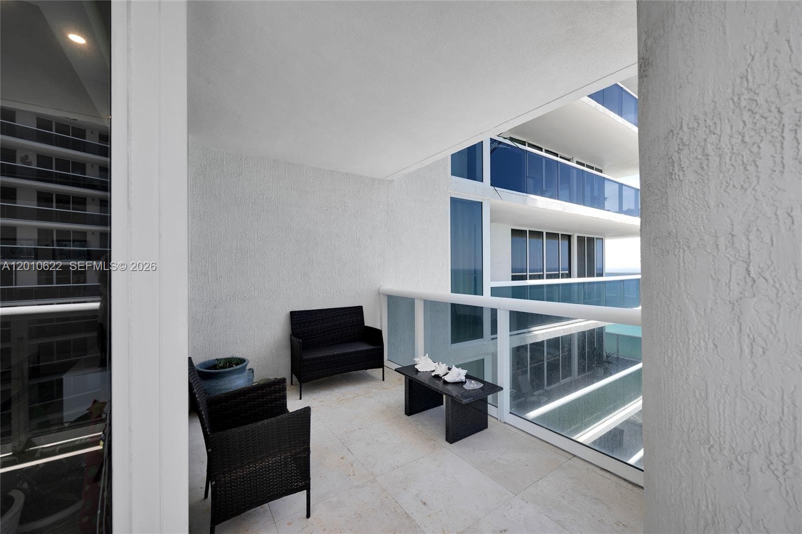 1800 Ocean Dr 2205 photo 24