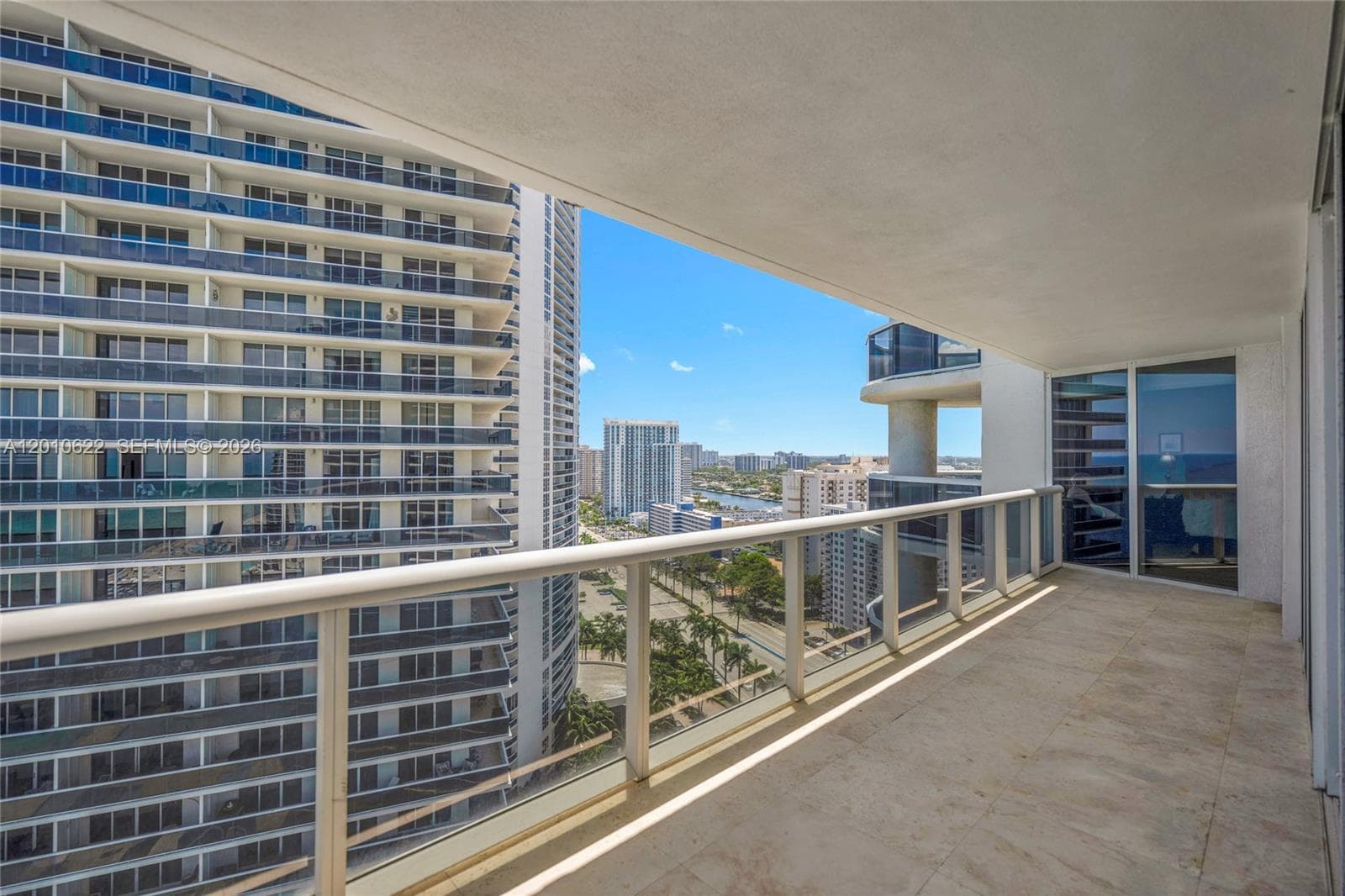1800 Ocean Dr 2205 photo 25