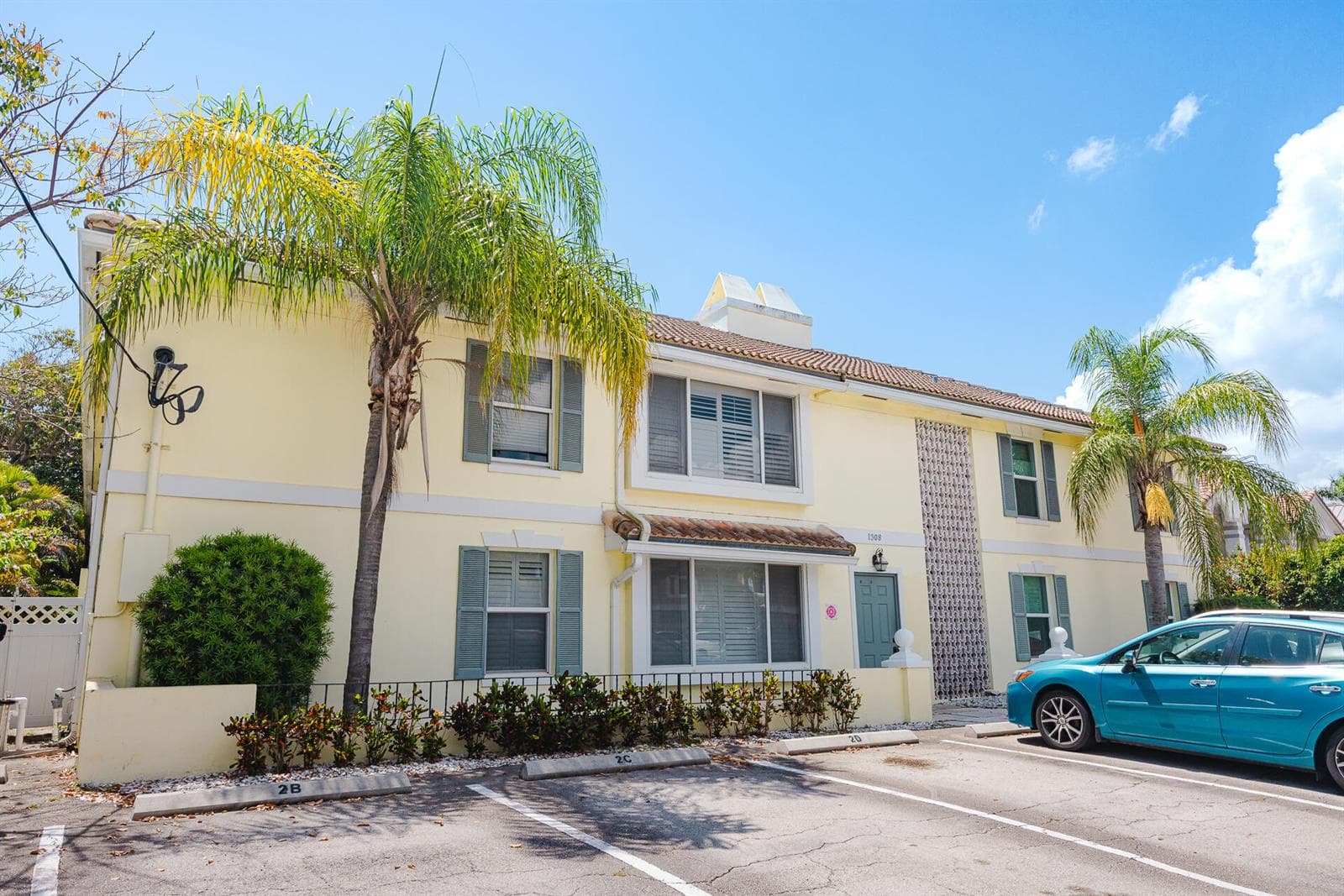 1308 Bayview Drive #1c 3