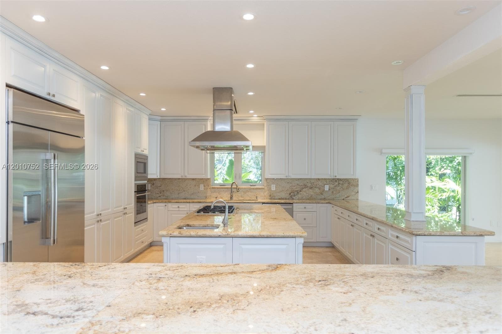 425 Shore Dr 5