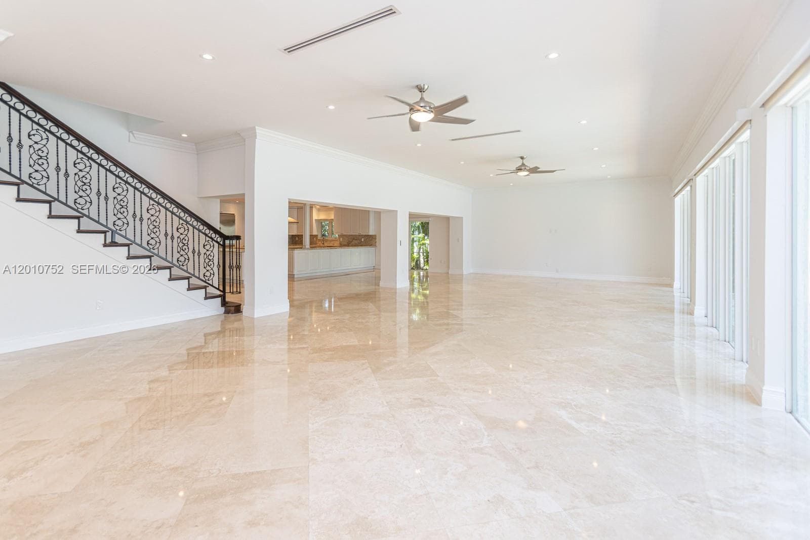 425 Shore Dr photo 8