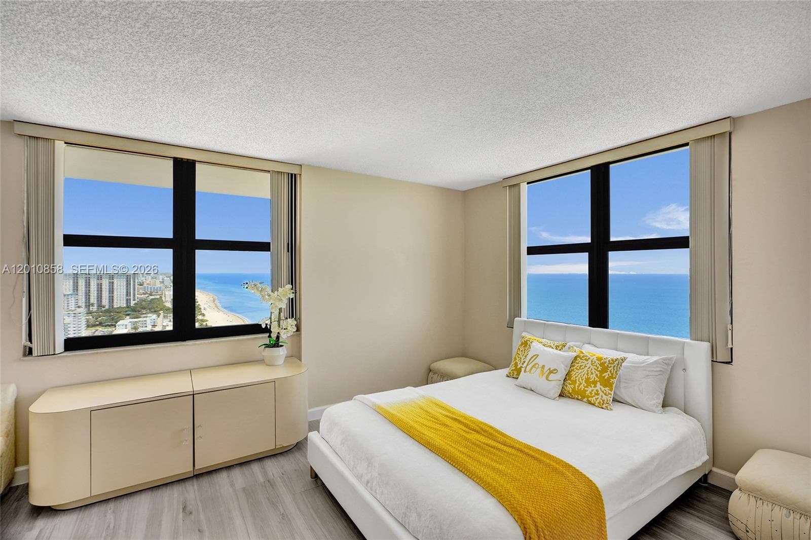 2301 Ocean Dr 2603 photo 9
