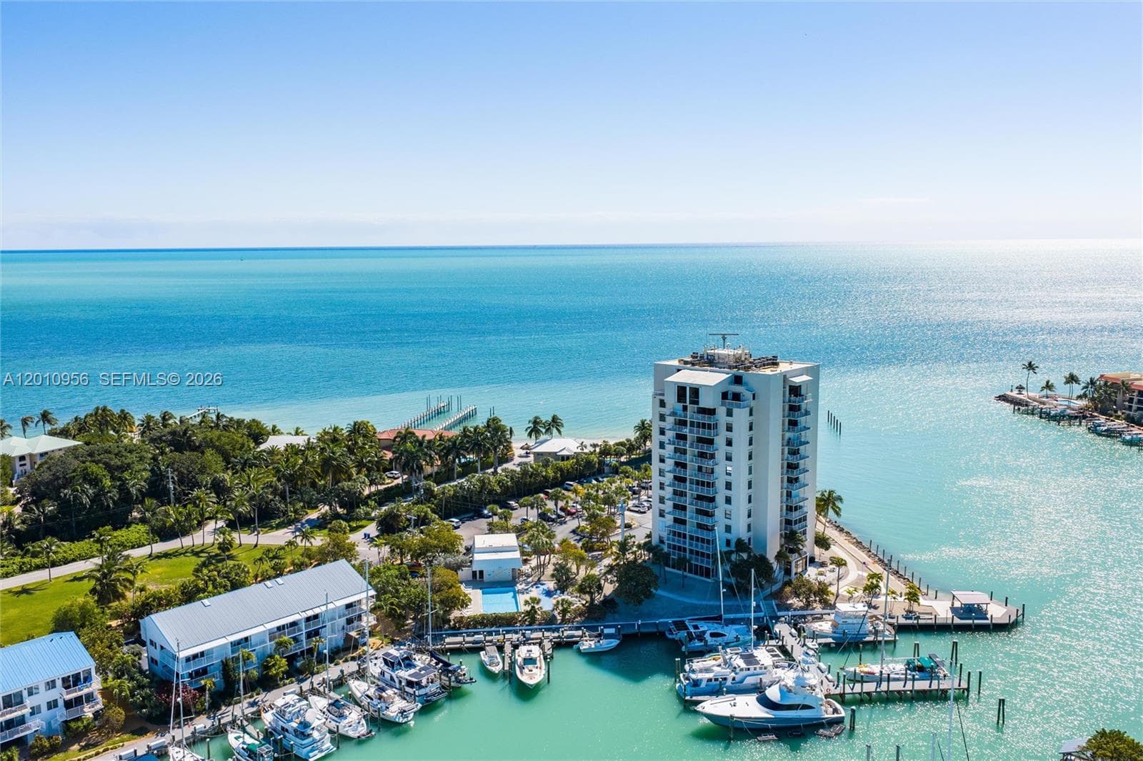 2000 Coco Plum Dr 601 photo 7