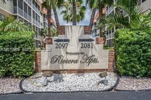 2097 S Ocean Dr 305 photo 3