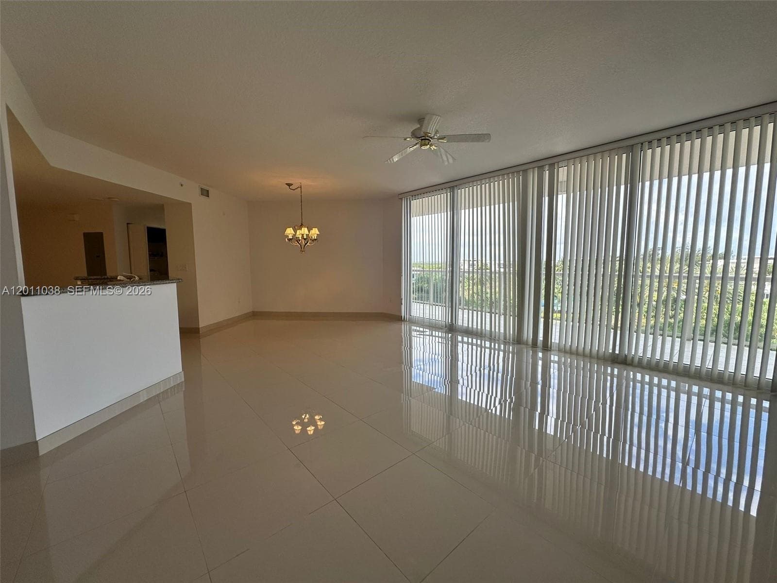 6001 Ocean Dr 503 photo 22