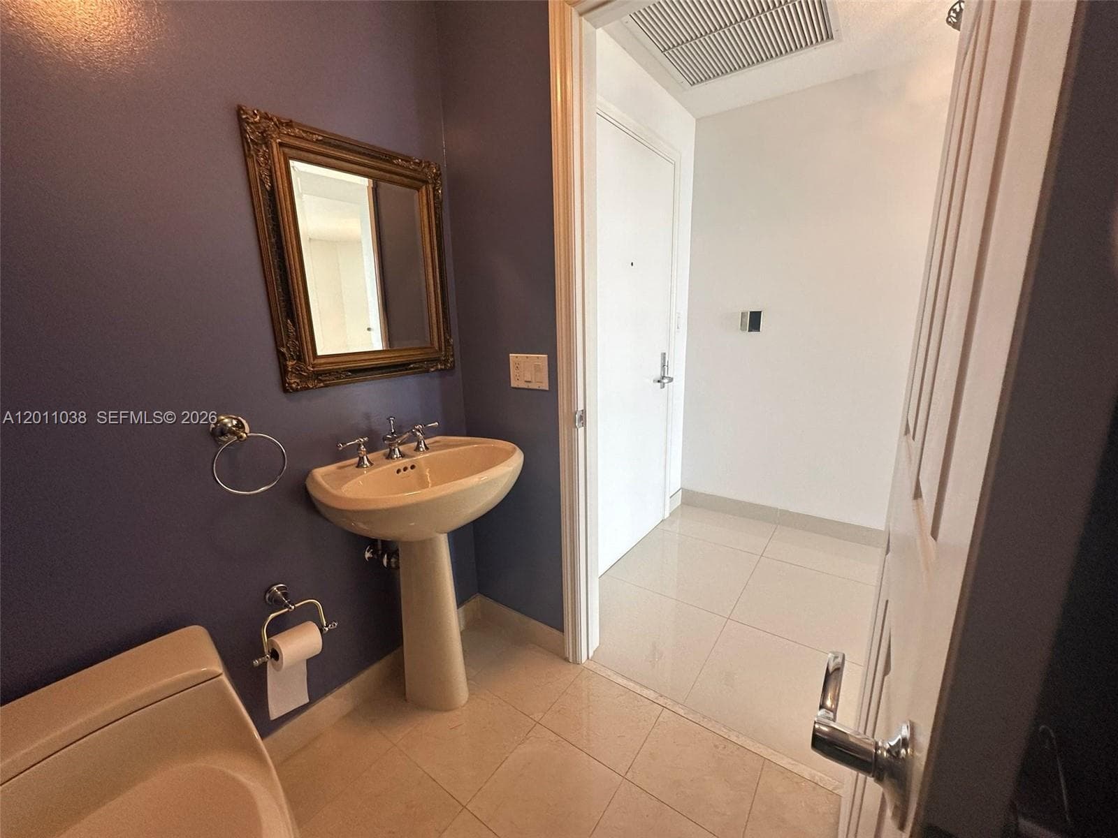6001 Ocean Dr 503 photo 18
