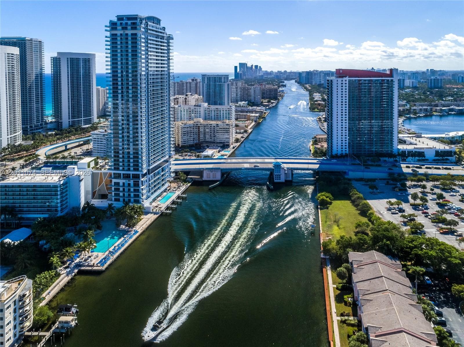 4010 Ocean Dr 1