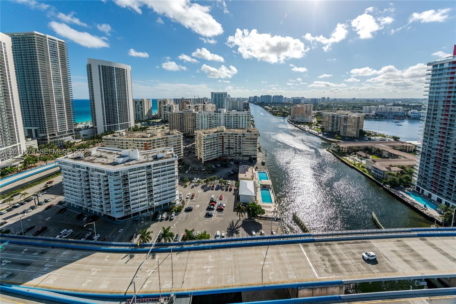 4010 Ocean Dr R1808 photo 10