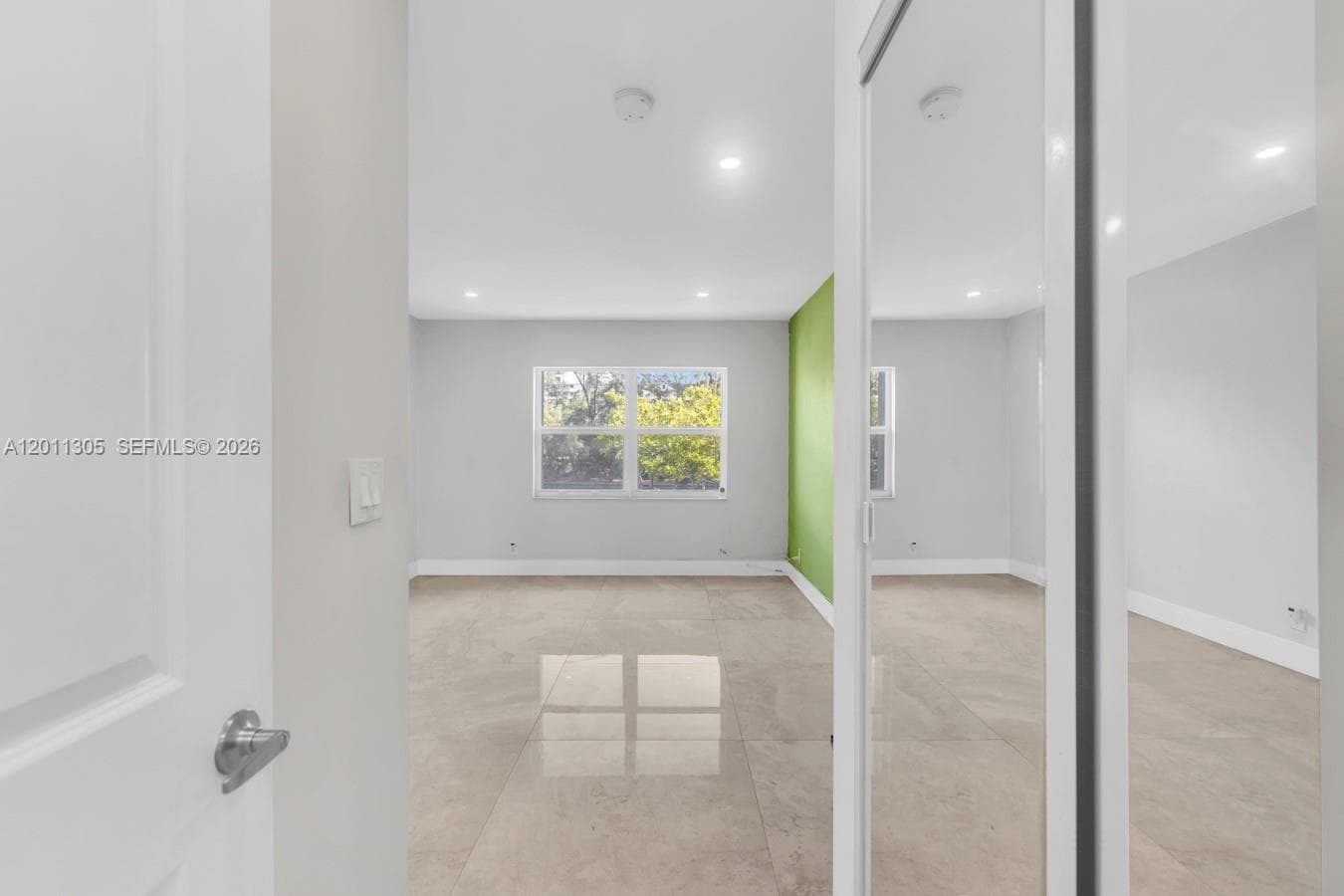 300 Diplomat Pkwy 204 photo 16
