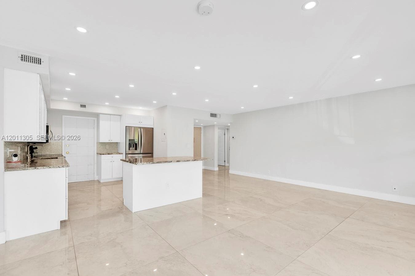 300 Diplomat Pkwy 204 photo 9