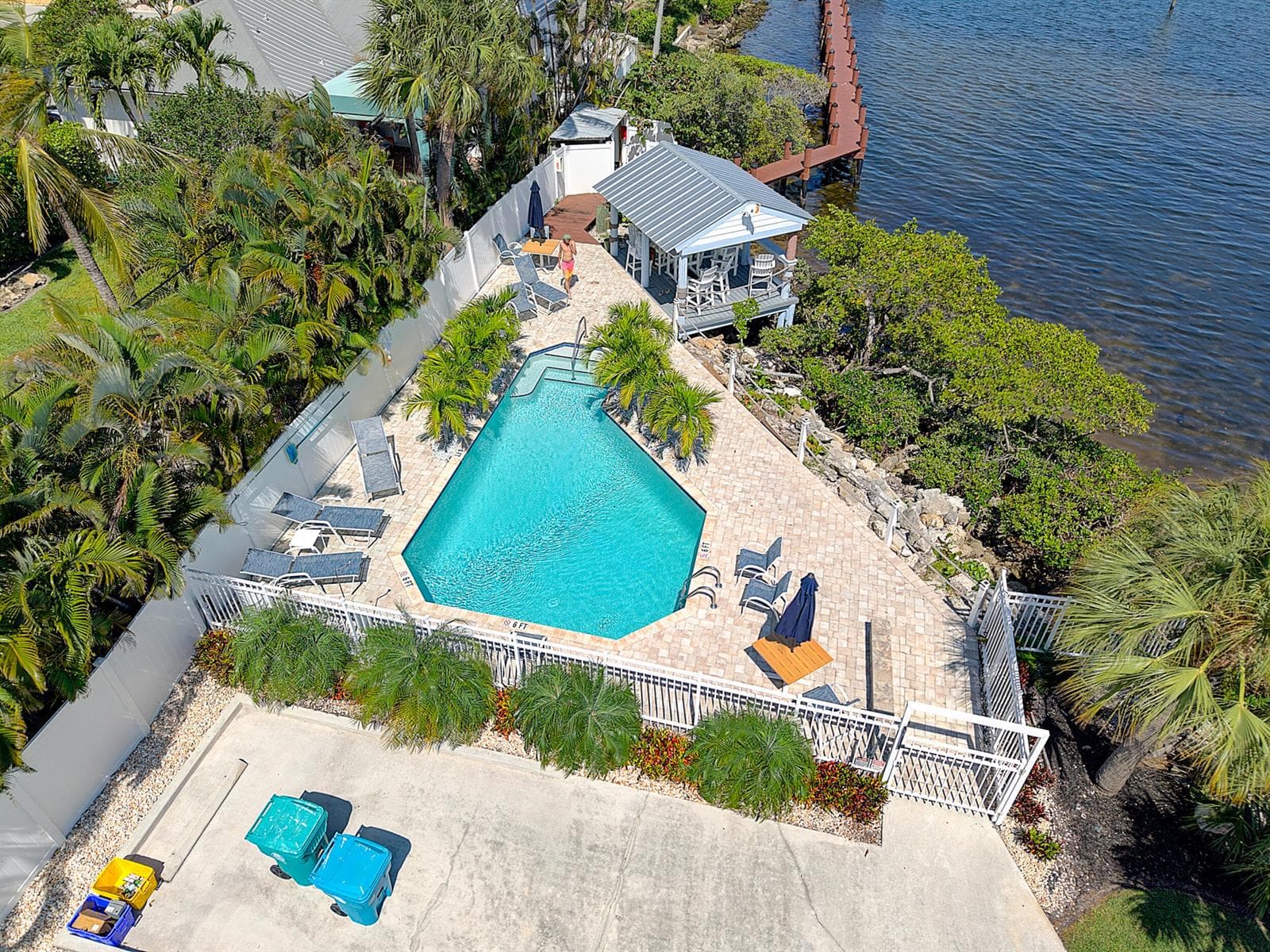 622 Mariners Way photo 7