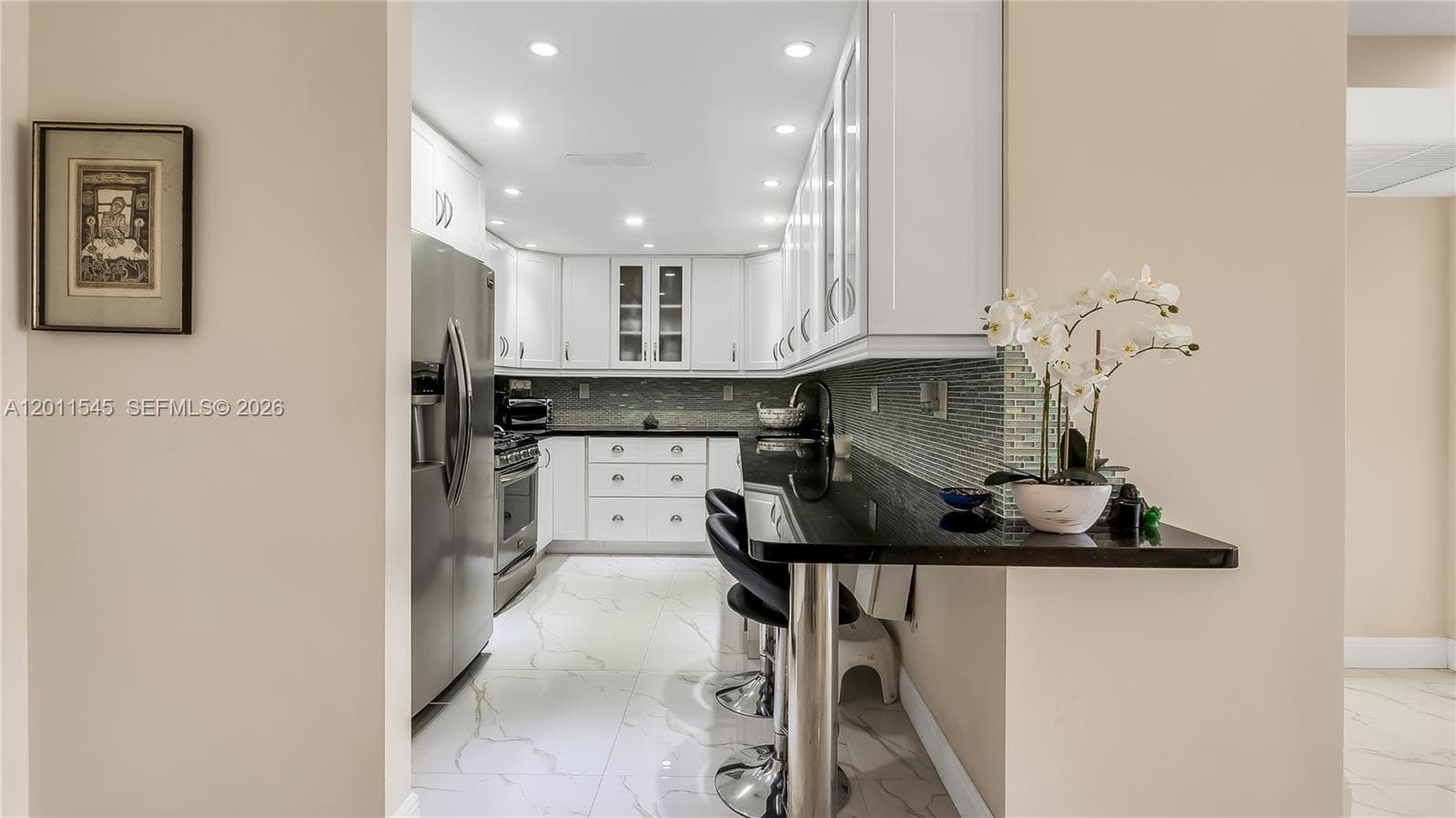 3140 S Ocean Dr (Avail Now- Nov 15, 2026) 2411 photo 11