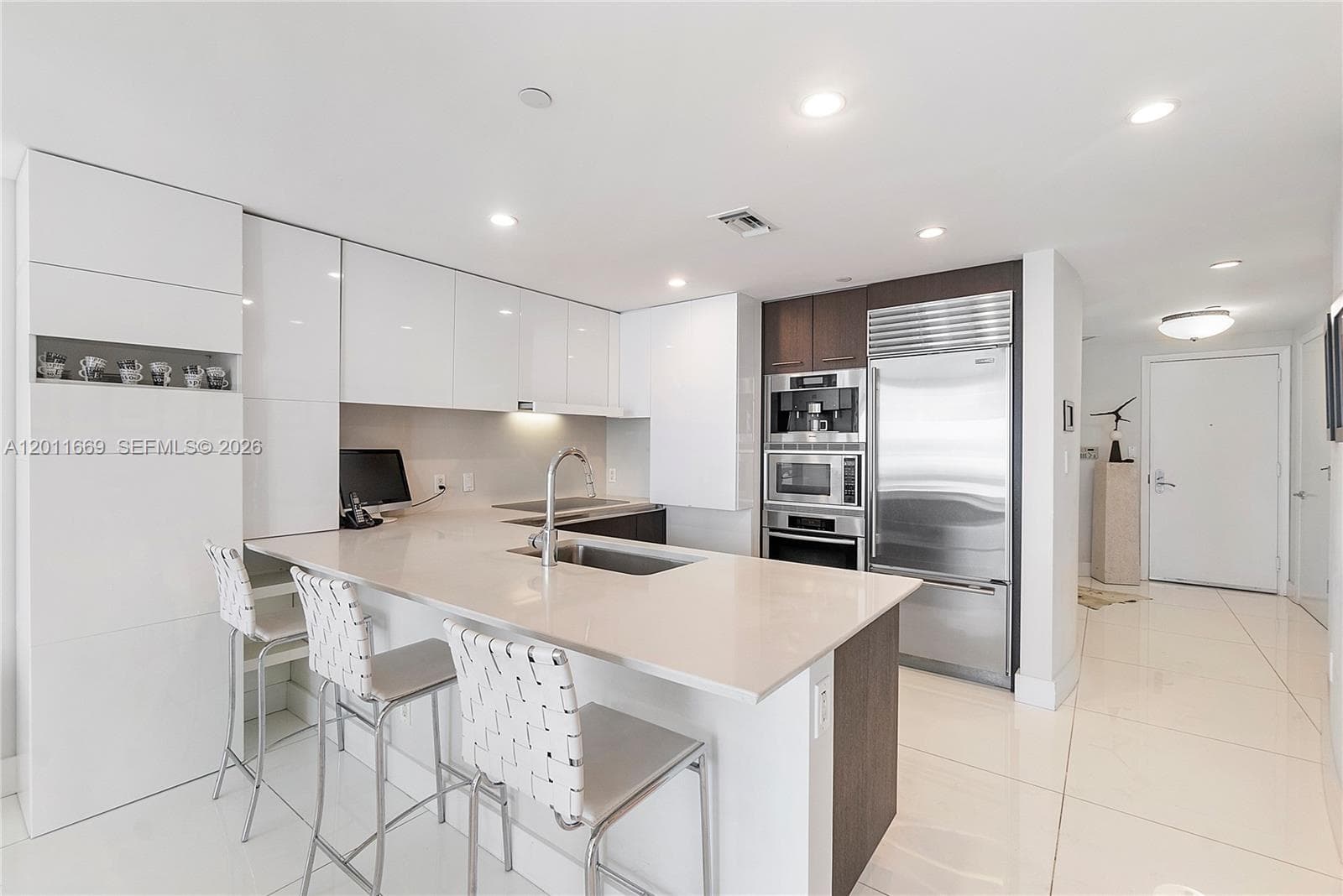 17001 Collins Ave 1703 photo 9