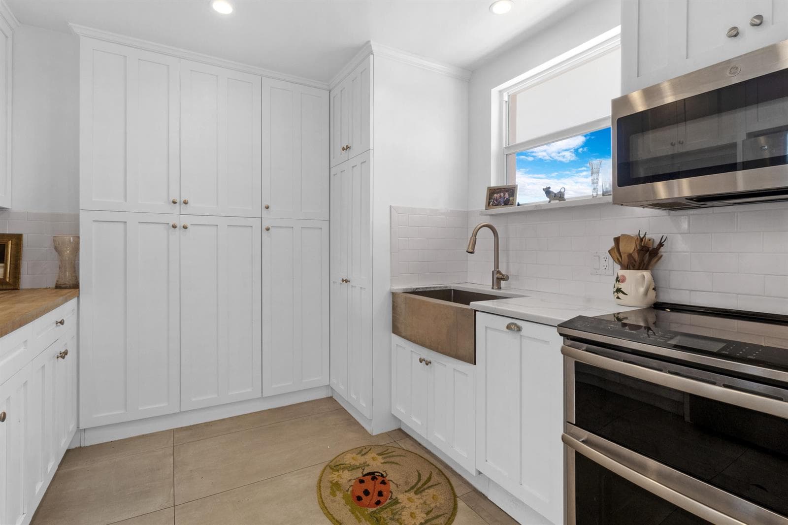 2921 S Ocean Boulevard #204 4
