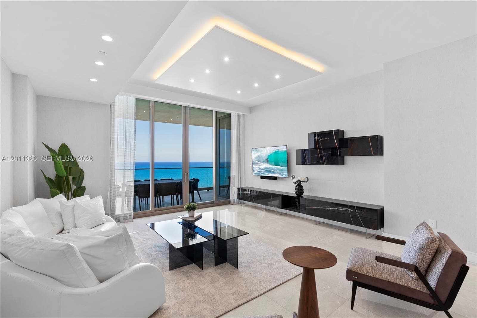 17901 Collins Ave 2