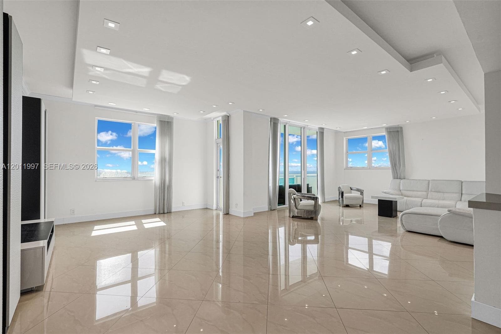 3001 S Ocean Dr 1611 photo 6