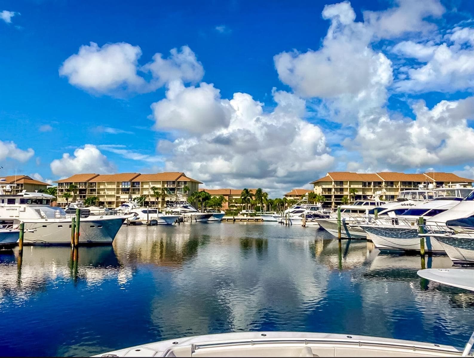 1701 Marina Isle Way #103 3