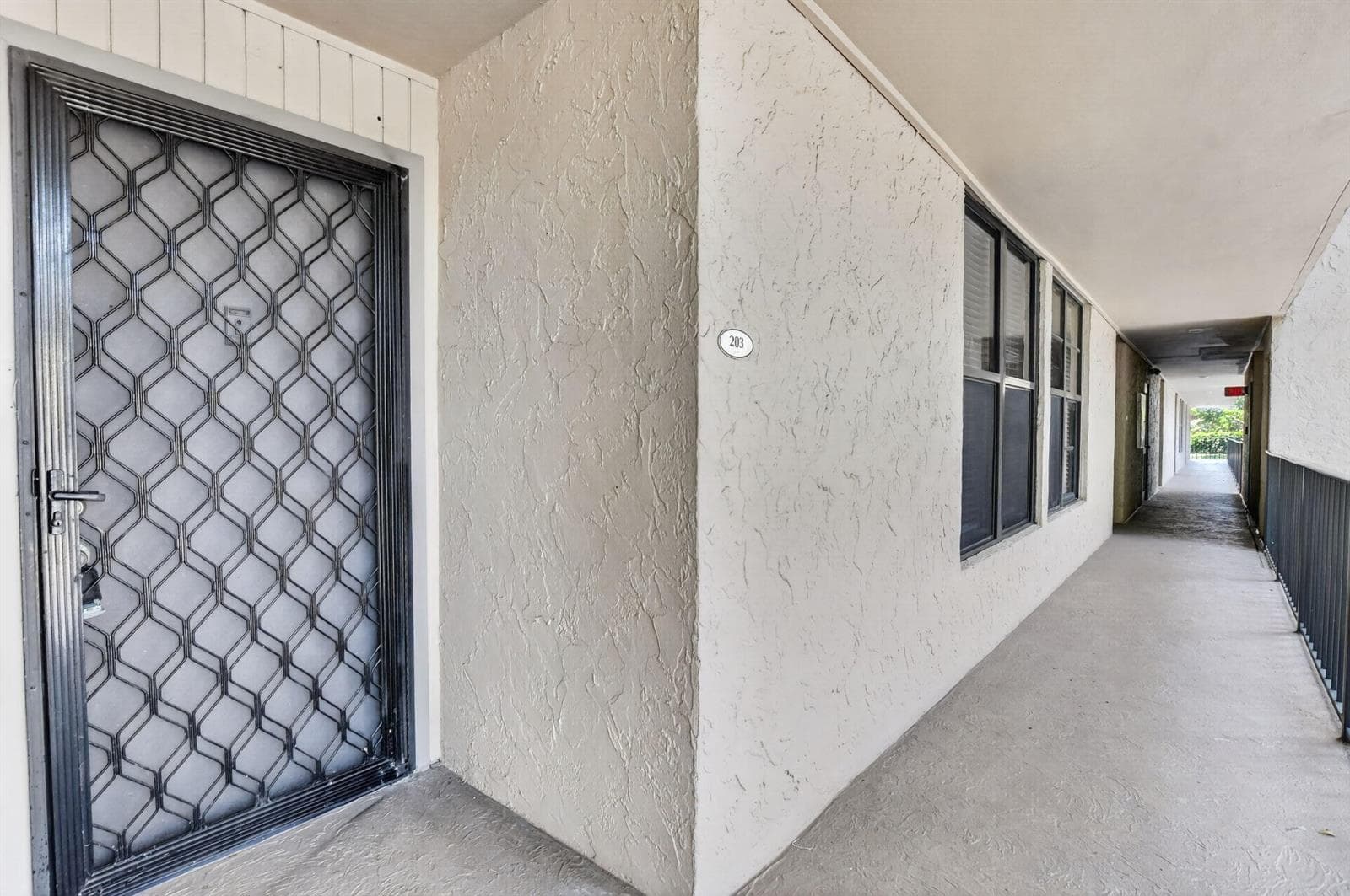 8 Royal Palm Way #203 1