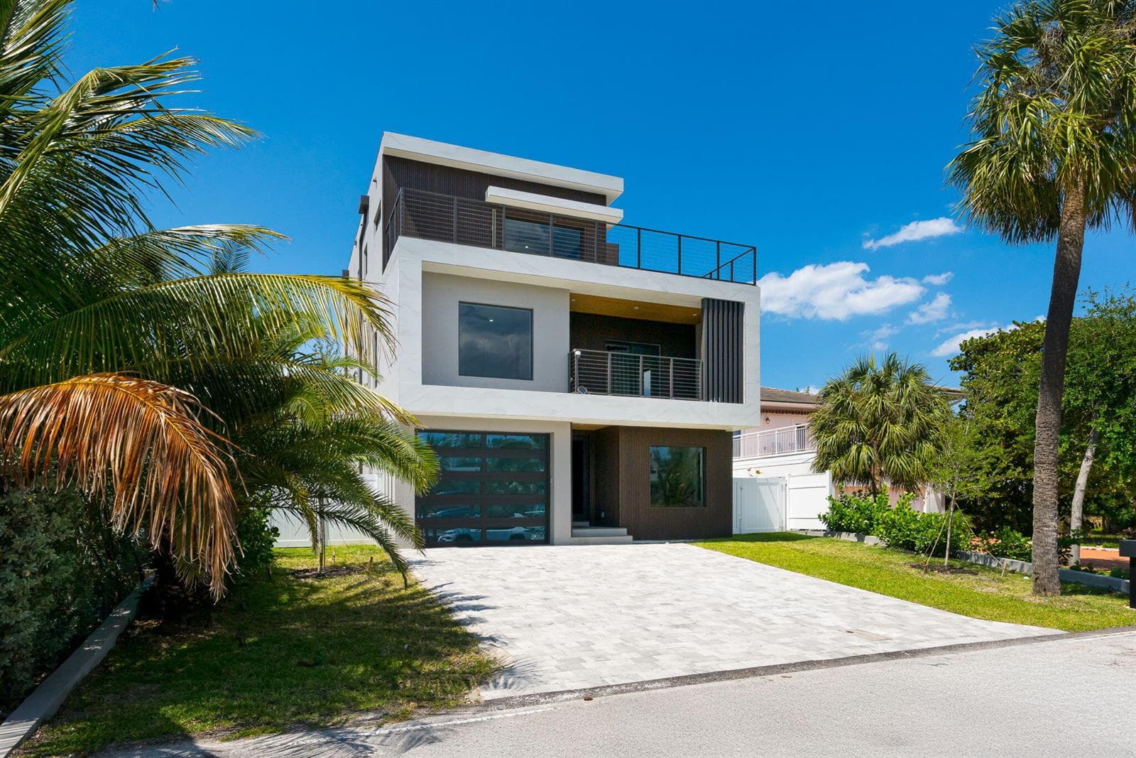3225 Canal Drive 3